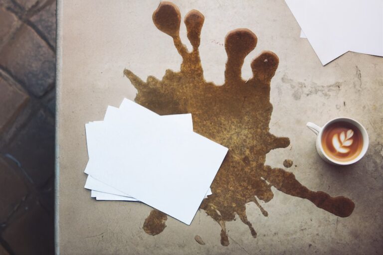 Kaffeeflecken entfernen: Tipps zur schnellen Beseitigung